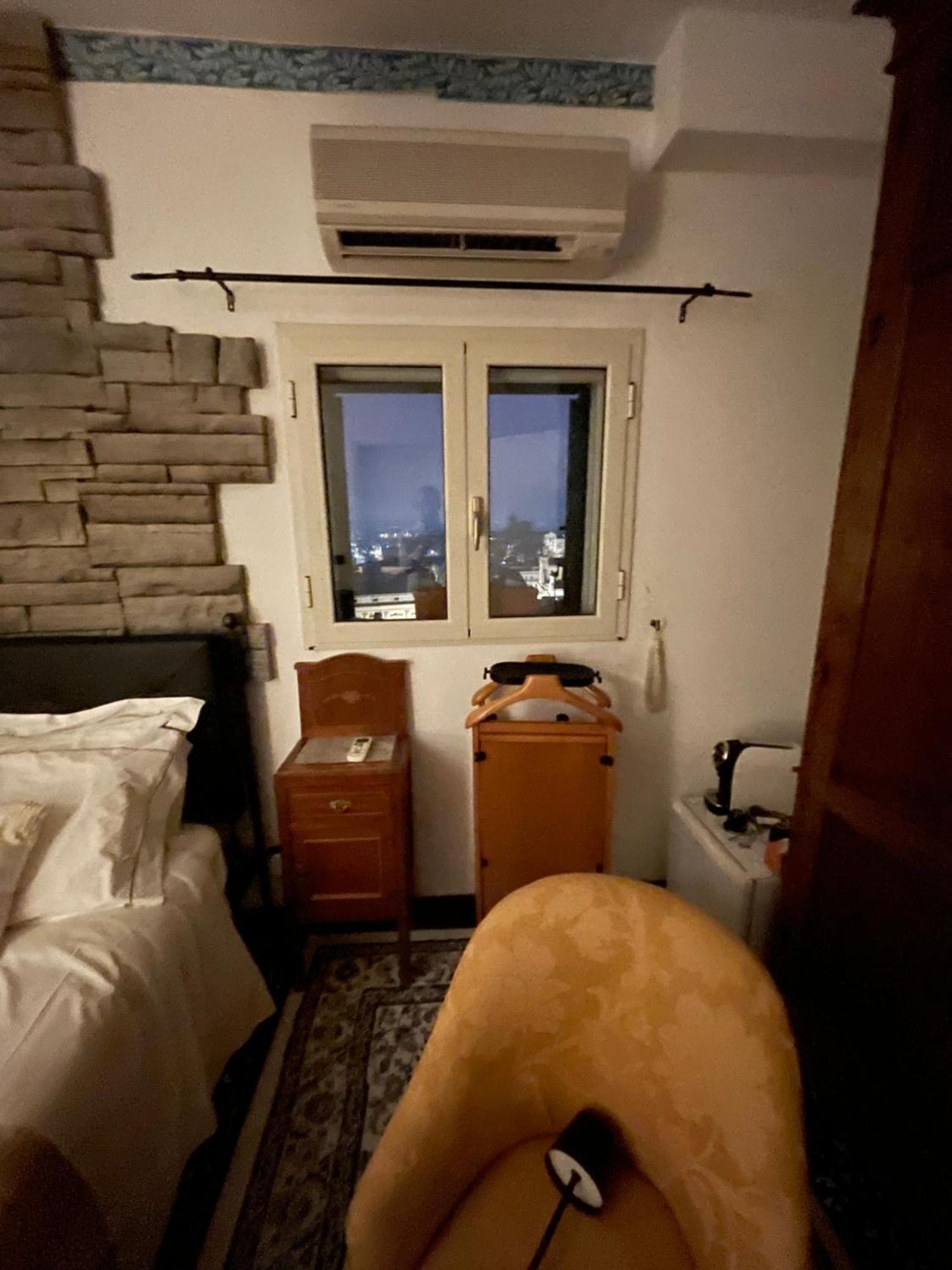 Casa Tipica Siciliana Patronale Home Bedandbreakfast Tremetrisoprailcielo Camere Con Vista, Colazione Interna In Terrazzo Panoramico Caltagirone Exteriör bild